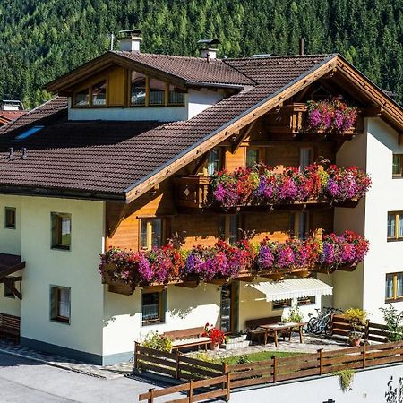 Pension Bergwelt Neustift im Stubaital Eksteriør bilde