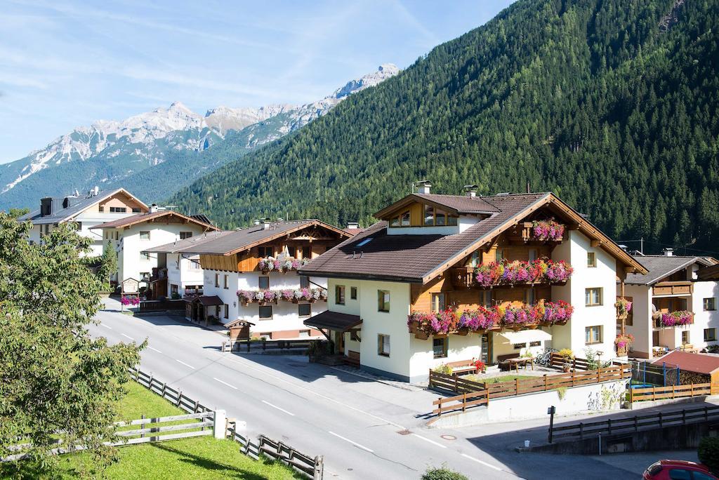 Pension Bergwelt Neustift im Stubaital Eksteriør bilde